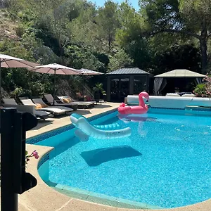 Hébergement de vacances Des Estelles Axel Avec Espace Jacuzzi, Cavaillon